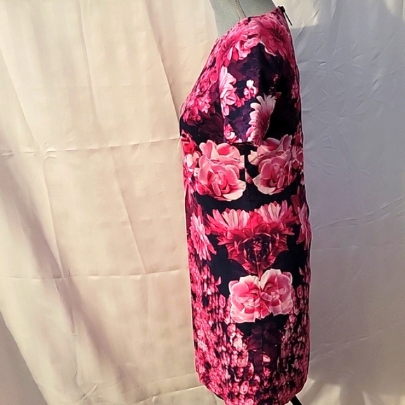 Michael Kors Pink Flowered Dress, Size: 4 - Picture 6 of 8